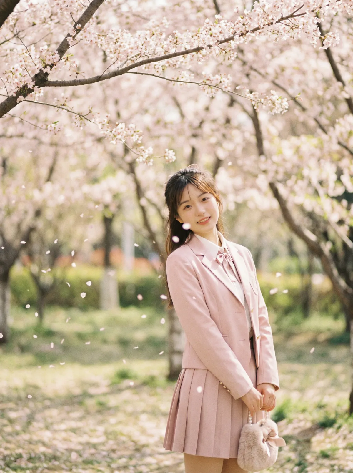 桃谷绘里香 JK制服穿搭灵感分享